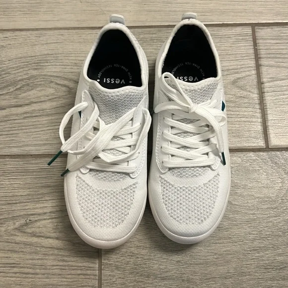 Vessi Weekend Sneaker- Waterproof - Picture 4 of 9